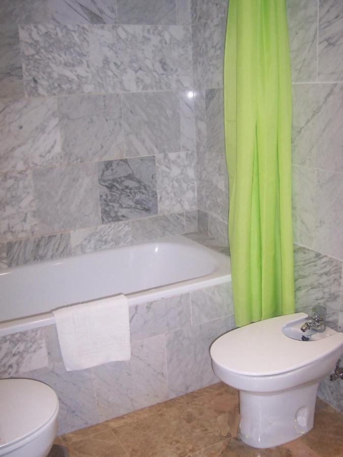Hotel Al-Yussana Lucena Habitación foto